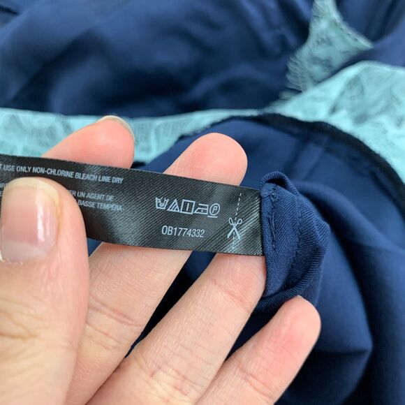 Anthropologie Slip Dress Womens 6 Navy Lace Trimmed Satin Back Zip Shelf Bra - Picture 9 of 16